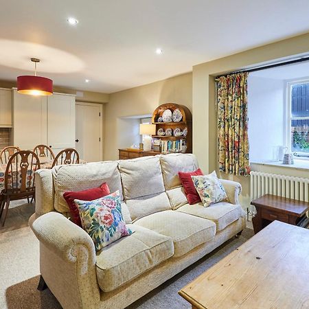 Host & Stay - Tithe Barn Cottages Easington Exterior foto